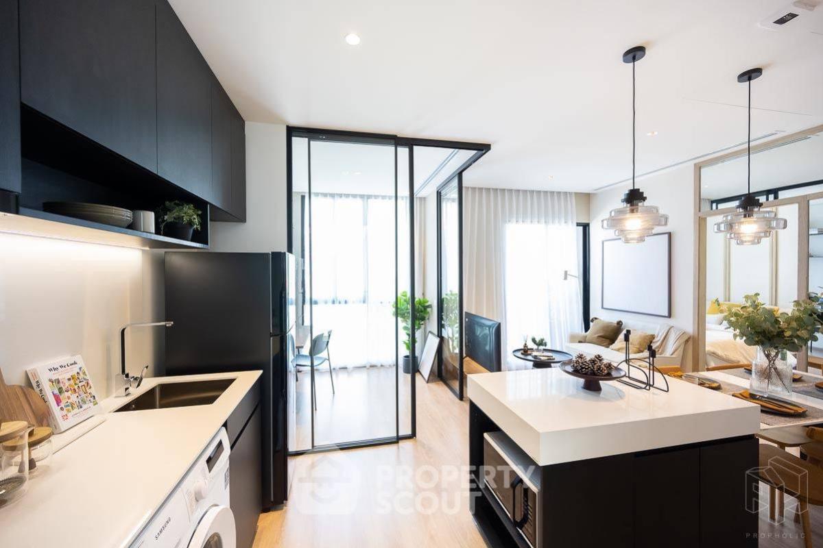 For SaleCondoRama9, Petchburi, RCA : 1-BR Condo at Nue District R9 near MRT Phra Ram 9