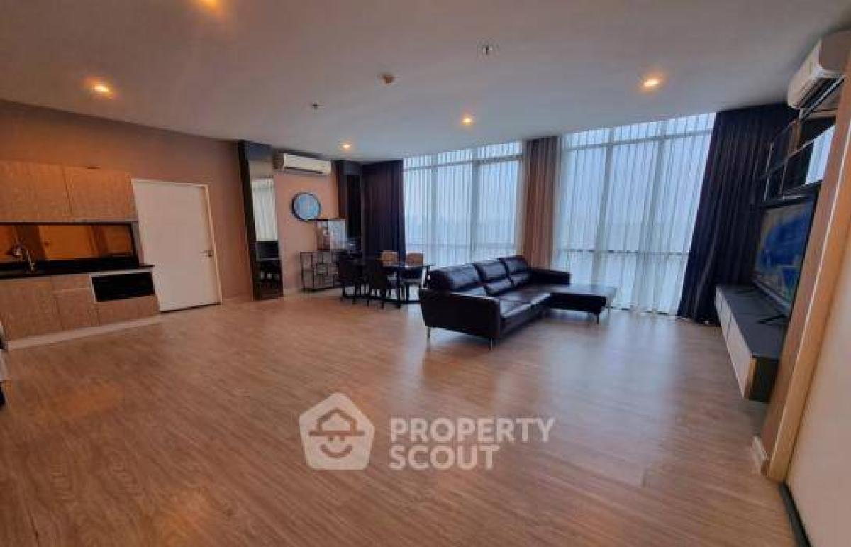 For SaleCondoSukhumvit, Asoke, Thonglor : 3-BR Serviced Apt. near ARL Ramkhamhaeng