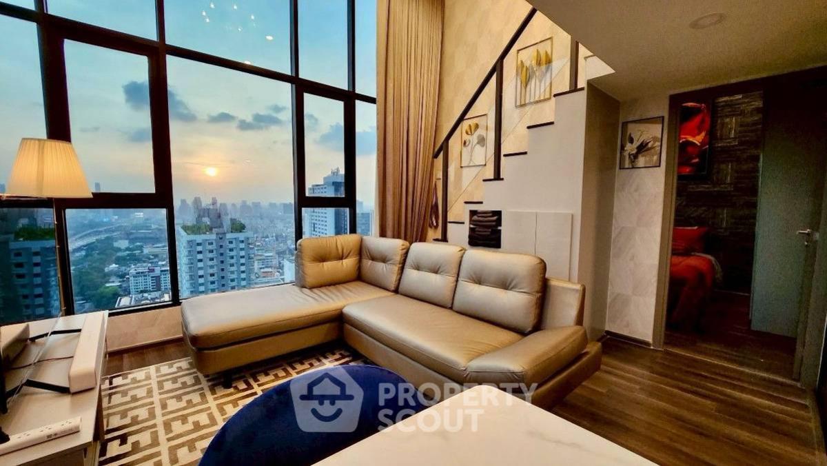 For SaleCondoRama9, Petchburi, RCA : 2-BR Condo at Knights Bridge Space Rama 9 near MRT Phra Ram 9