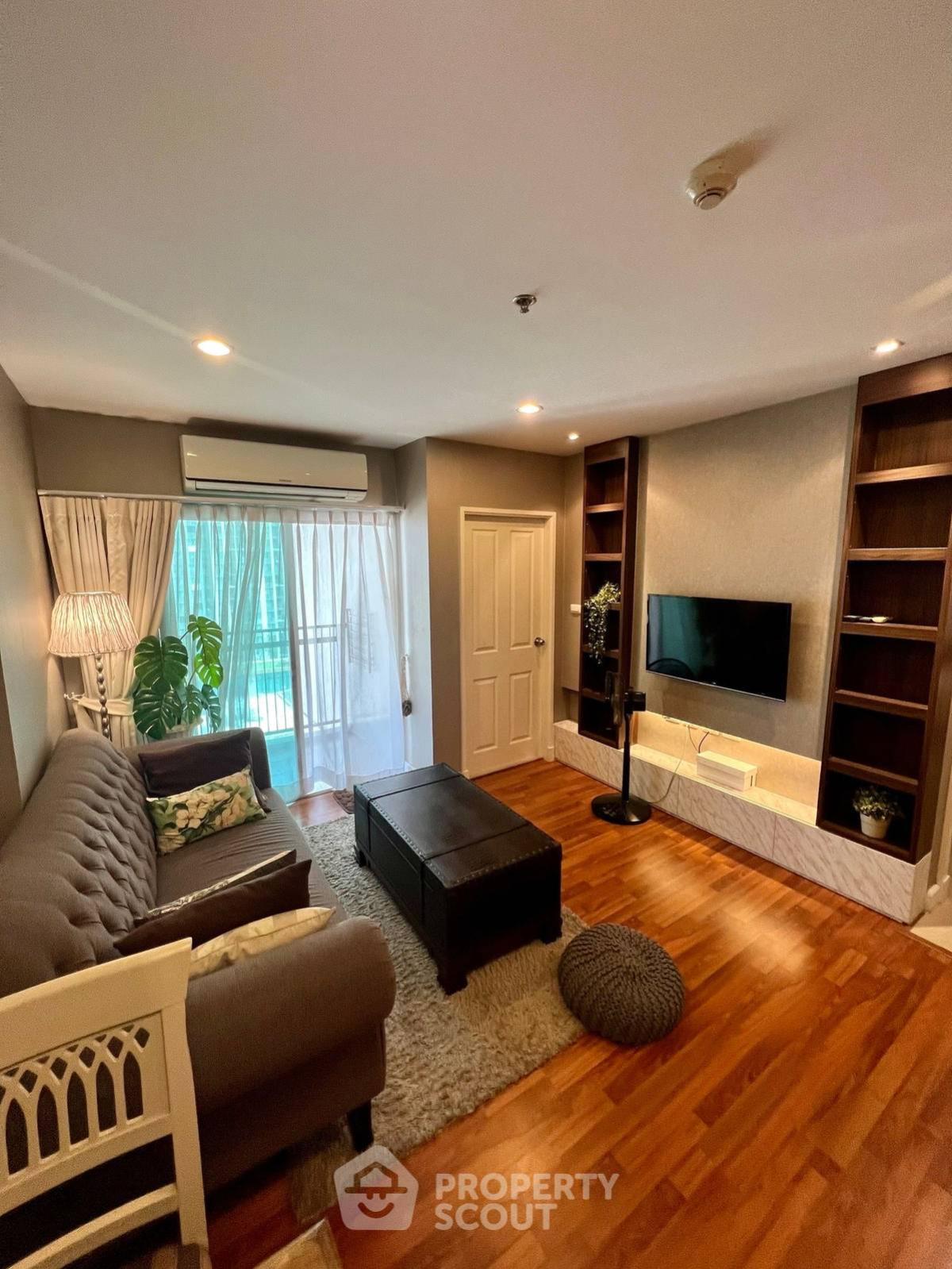 For SaleCondoPinklao, Charansanitwong : 1-BR Condo at Thana Arcadia Charansanitwong near MRT Bang Yi Khan