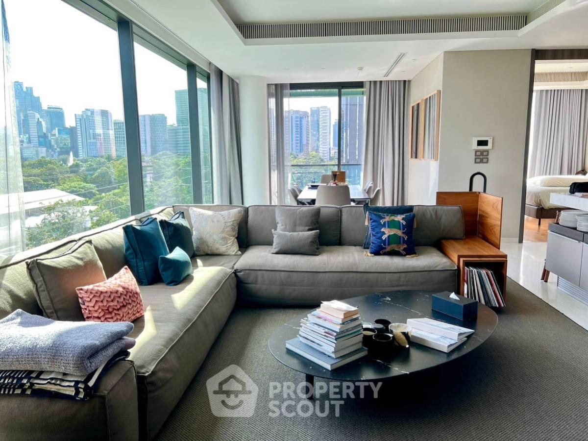 For SaleCondoWitthayu, Chidlom, Langsuan, Ploenchit : 2-BR Condo at Sindhorn Tonson near BTS Ratchadamri