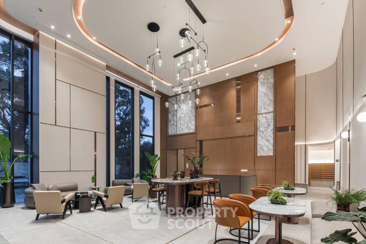 For SaleCondoSathorn, Narathiwat : 1-BR Condo at The Issara Sathorn in Thung Maha Mek