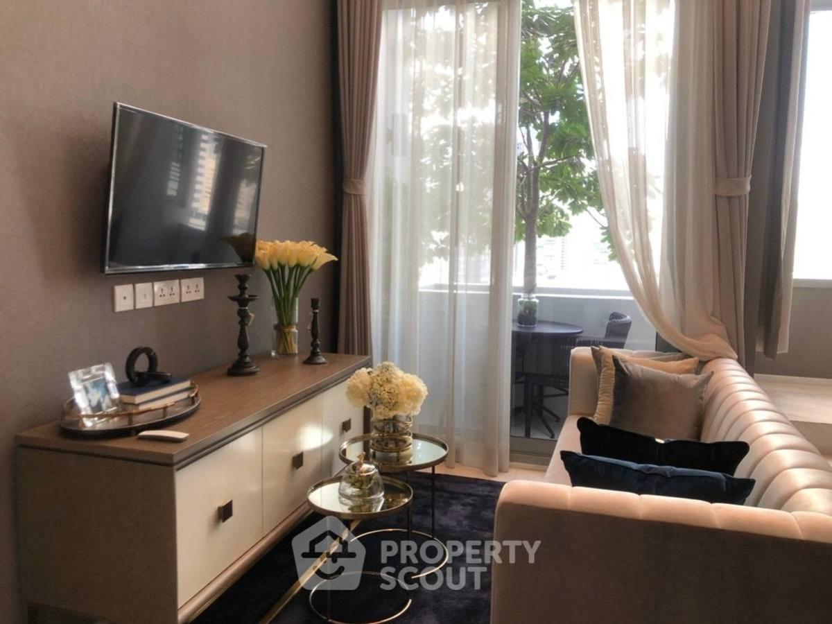 For SaleCondoNana, North Nana,Sukhumvit13, Soi Nana : 3-BR Condo at Hyde Sukhumvit 11 near BTS Nana