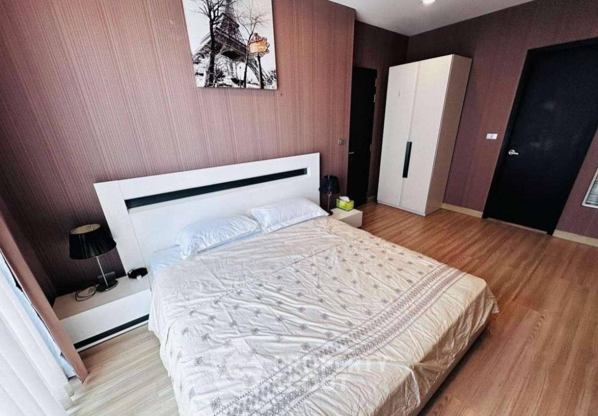 For SaleCondoOnnut, Udomsuk : 2-BR Condo at Sky Walk Residences near BTS Phra Khanong