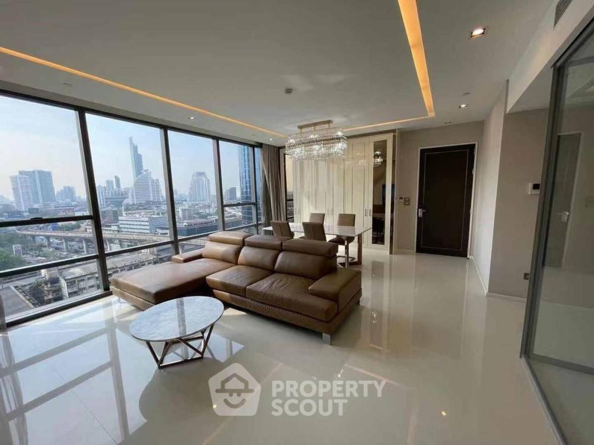 For SaleCondoSathorn, Narathiwat : 2-BR Condo at The Bangkok Sathorn near BTS Surasak