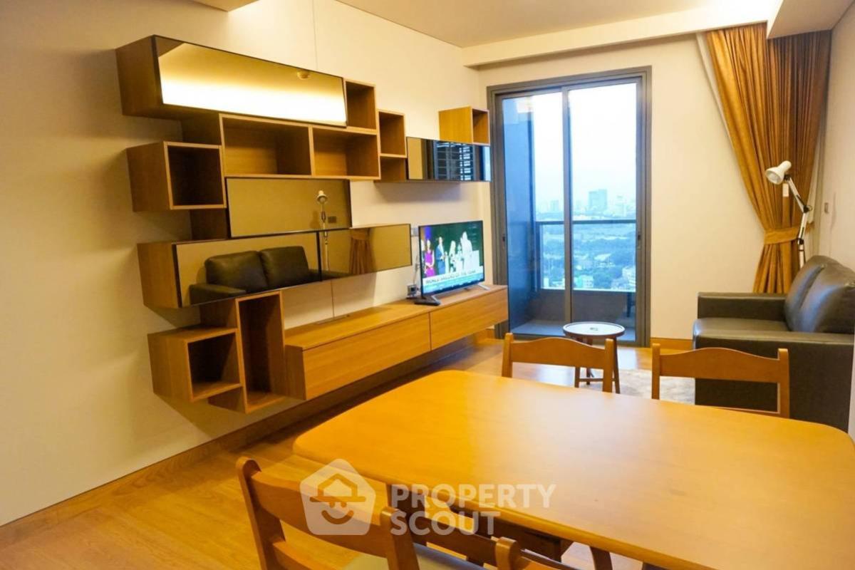 For SaleCondoSukhumvit, Asoke, Thonglor : 2-BR Condo at The Lumpini 24 near BTS Phrom Phong
