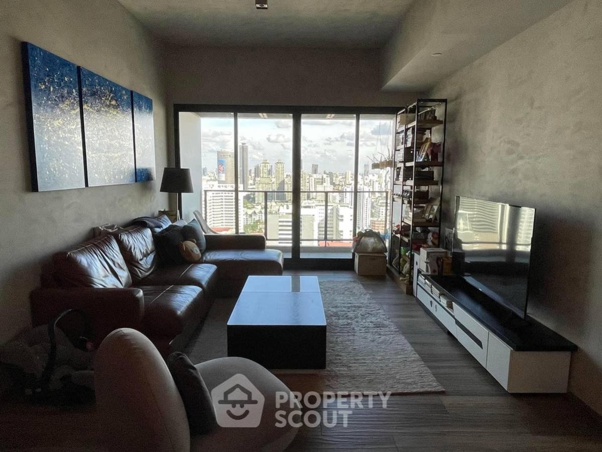 For SaleCondoSukhumvit, Asoke, Thonglor : 2-BR Condo at The Lofts Asoke near MRT Phetchaburi