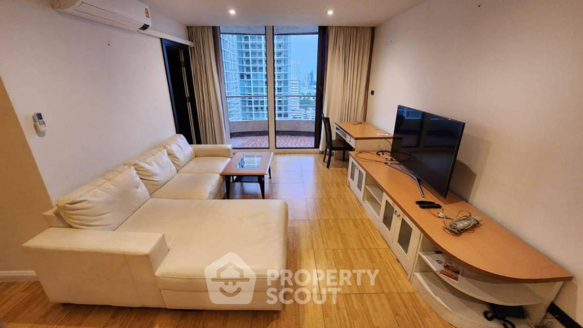 For SaleCondoSukhumvit, Asoke, Thonglor : 3-BR Condo at Supalai Place Sukhumvit 39 near BTS Phrom Phong