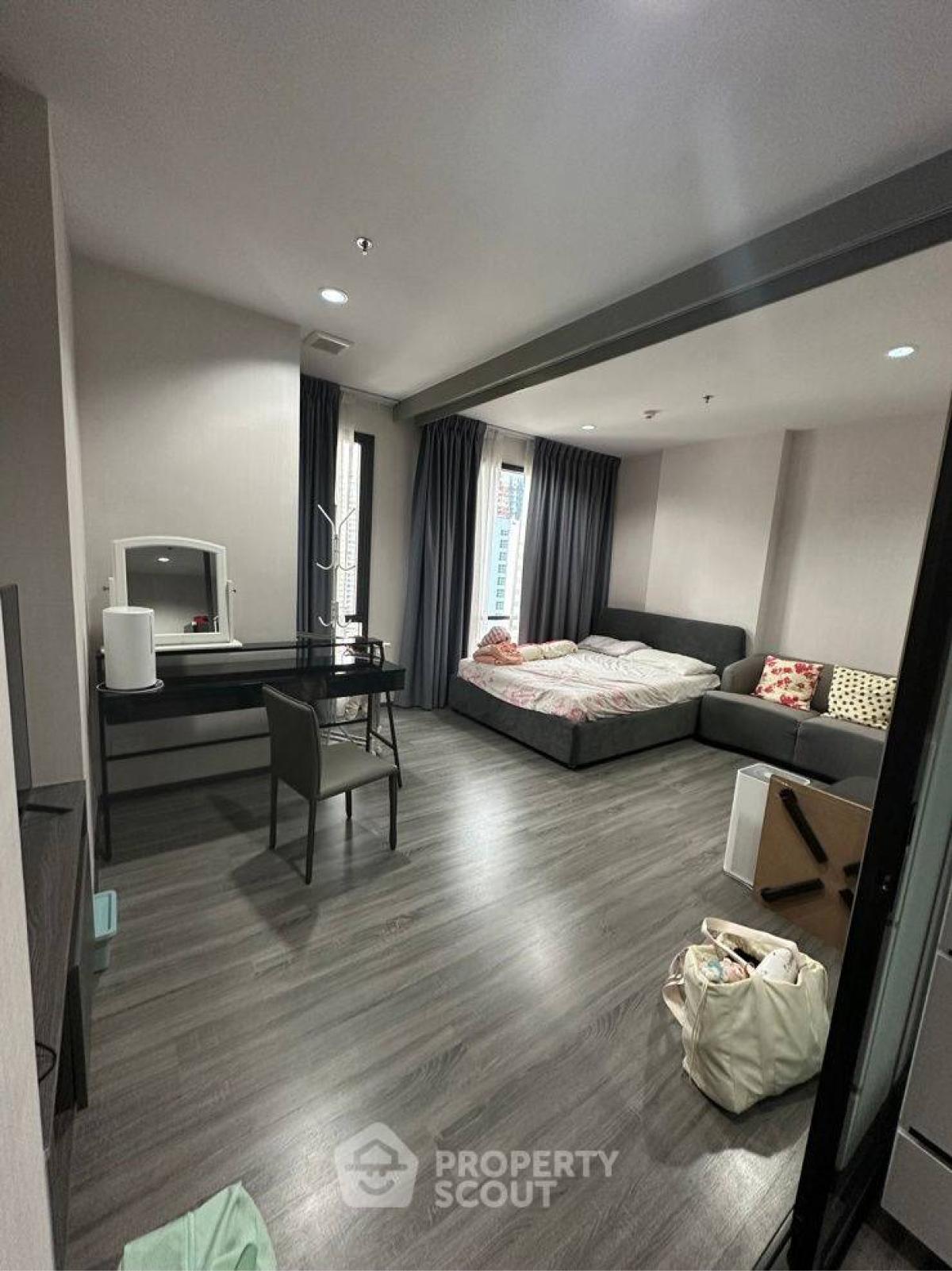 For SaleCondoRatchathewi,Phayathai : 1-BR Condo at Ideo Mobi Rangnam near ARL Ratchaprarop
