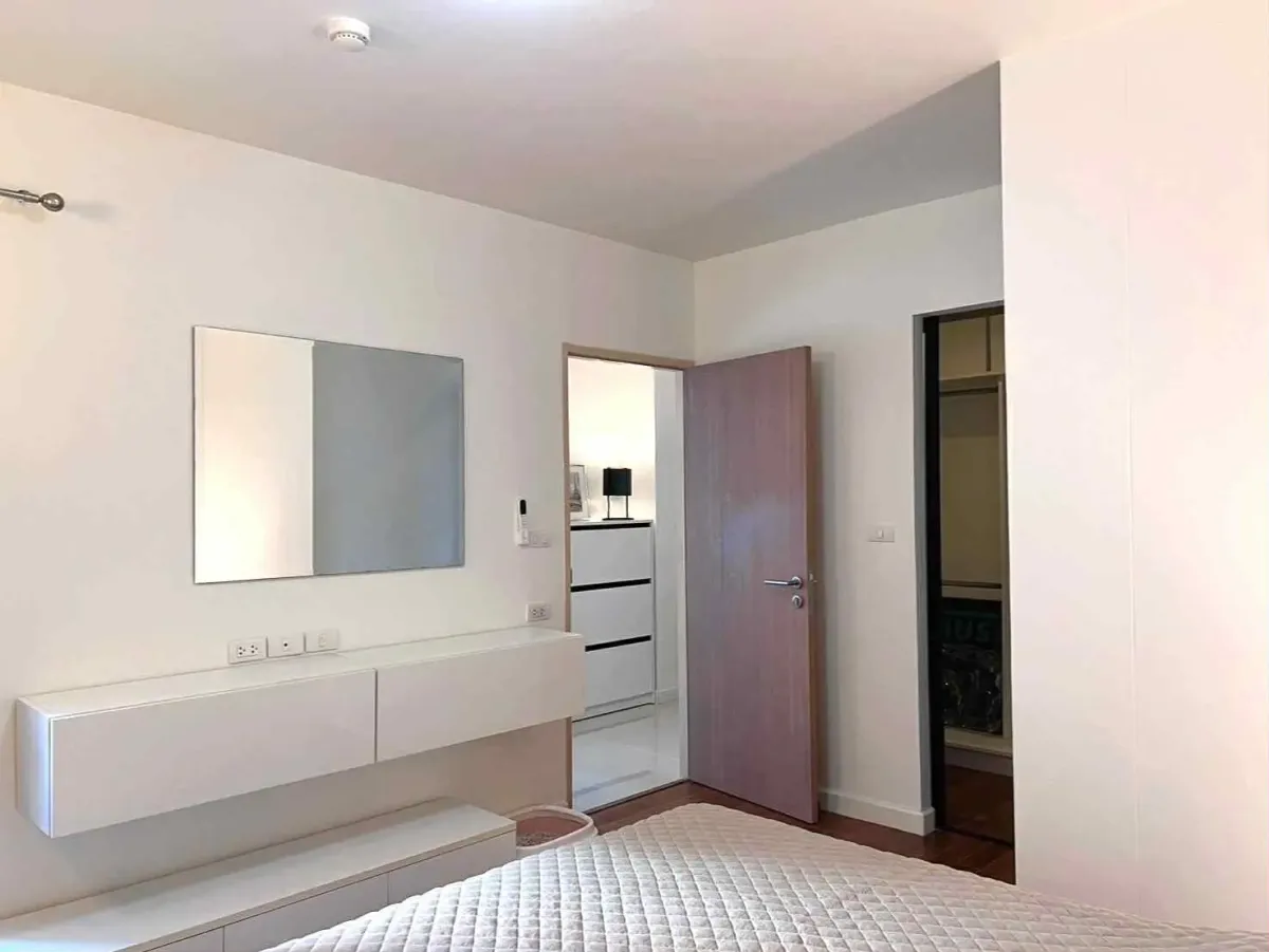 ให้เช่าคอนโดสุขุมวิท อโศก ทองหล่อ : Le Cote Sukhumvit 14 One bedroom condo for rent