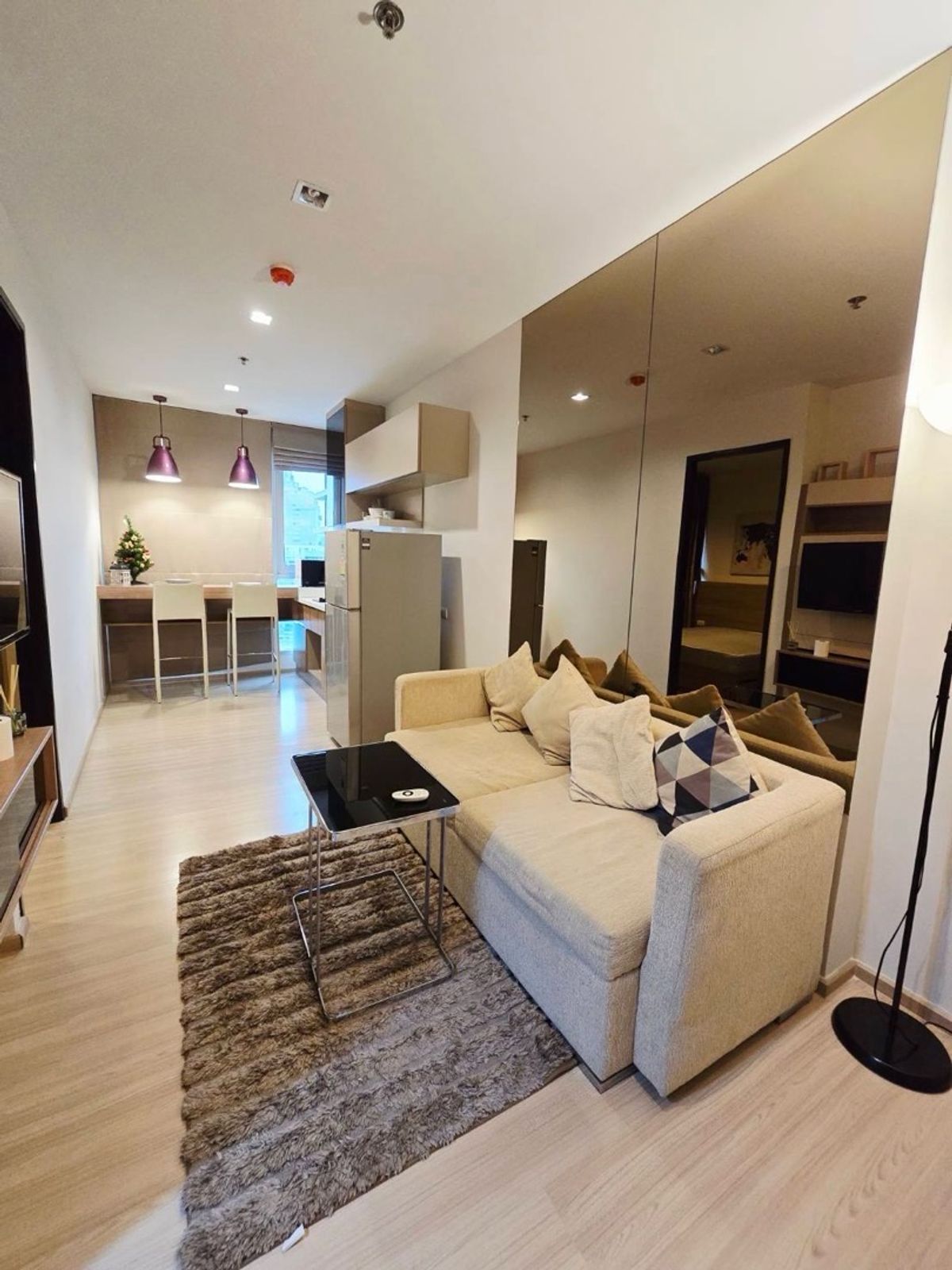 For RentCondoSathorn, Narathiwat : ✨RHYTHM Sathorn High Floor Newly Renovated Room✨ 1Bedroom 35 SQ.M Only 20,000 THB Per Month