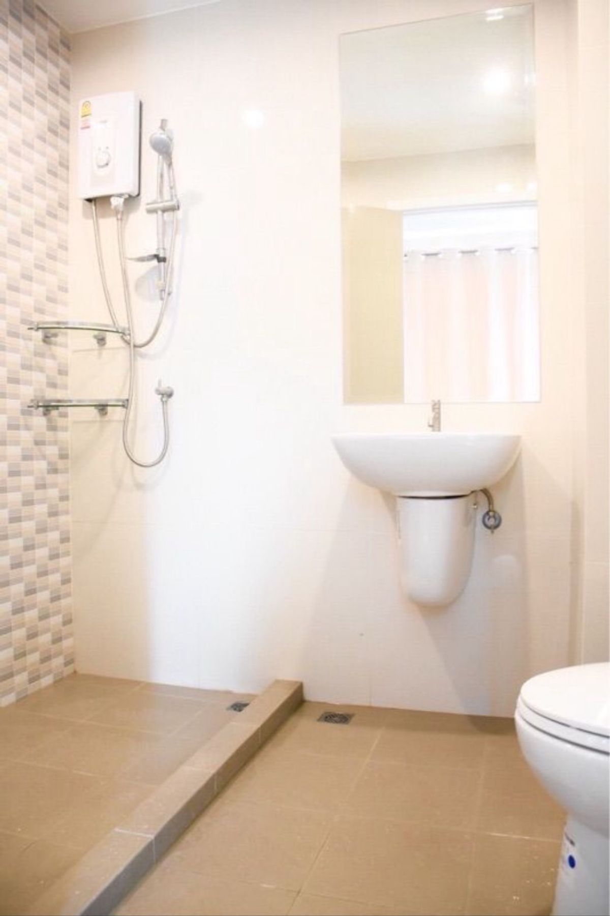 For SaleCondoSamut Prakan,Samrong : Ready to sell Lesto Condo Sukhumvit 113 (Lested Condo Sukhumvit 113)