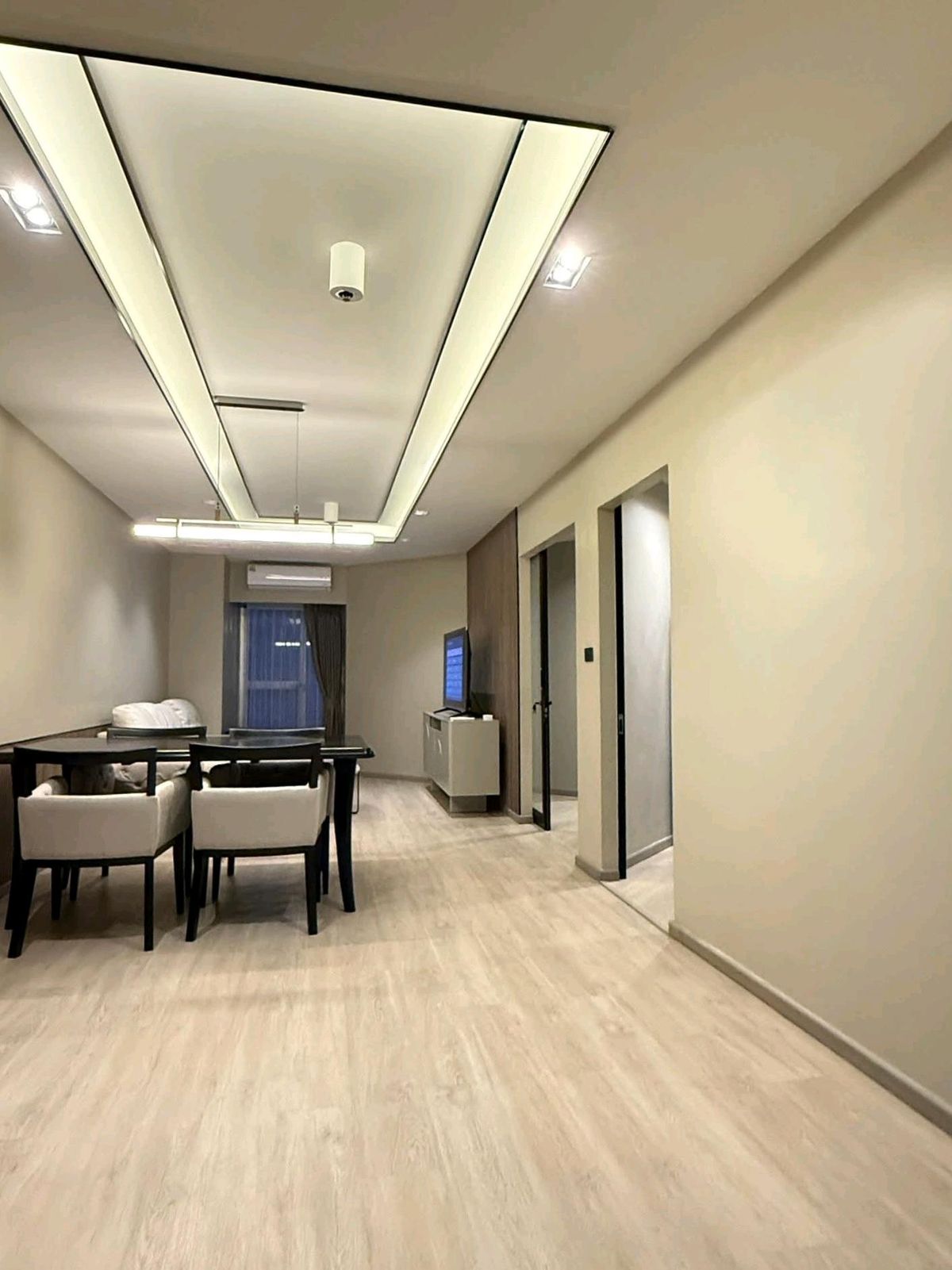 For RentCondoWitthayu, Chidlom, Langsuan, Ploenchit : 🚩FOR RENT: Witthayu Complex 🐱 Pets Friendly / 2B2B / 95 SQM.