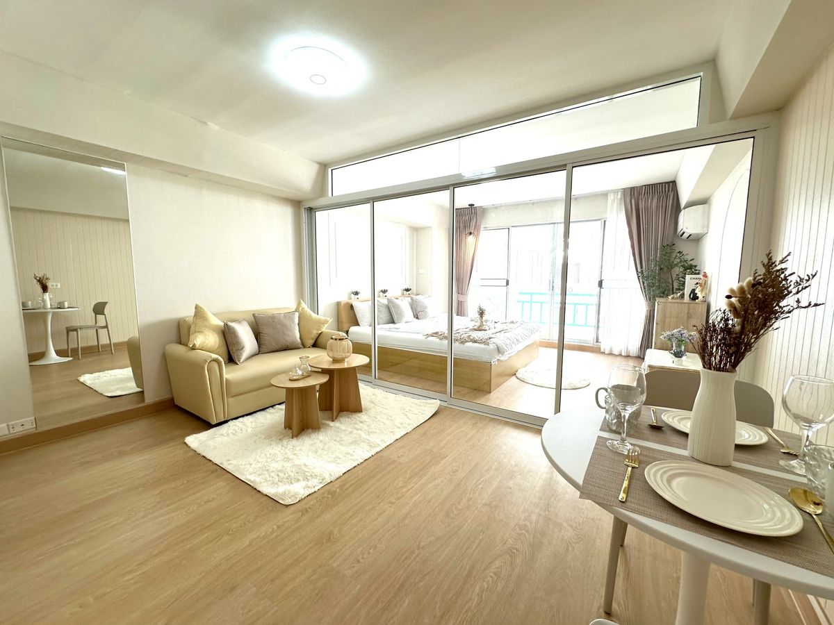 For SaleCondoBangna, Bearing, Lasalle : New remote condo, Minimal style, Bangna Place, near BTS Bangna & Amp; Ut