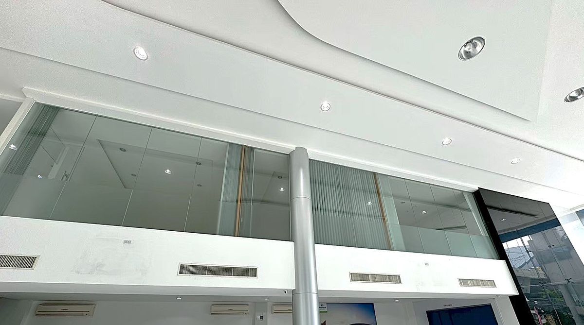 For RentShop HouseRama9, Petchburi, RCA : 3-Storey Building with Elevator and Parking for 15+ Cars on Rama 9 main road ** NO CO-AGENT **