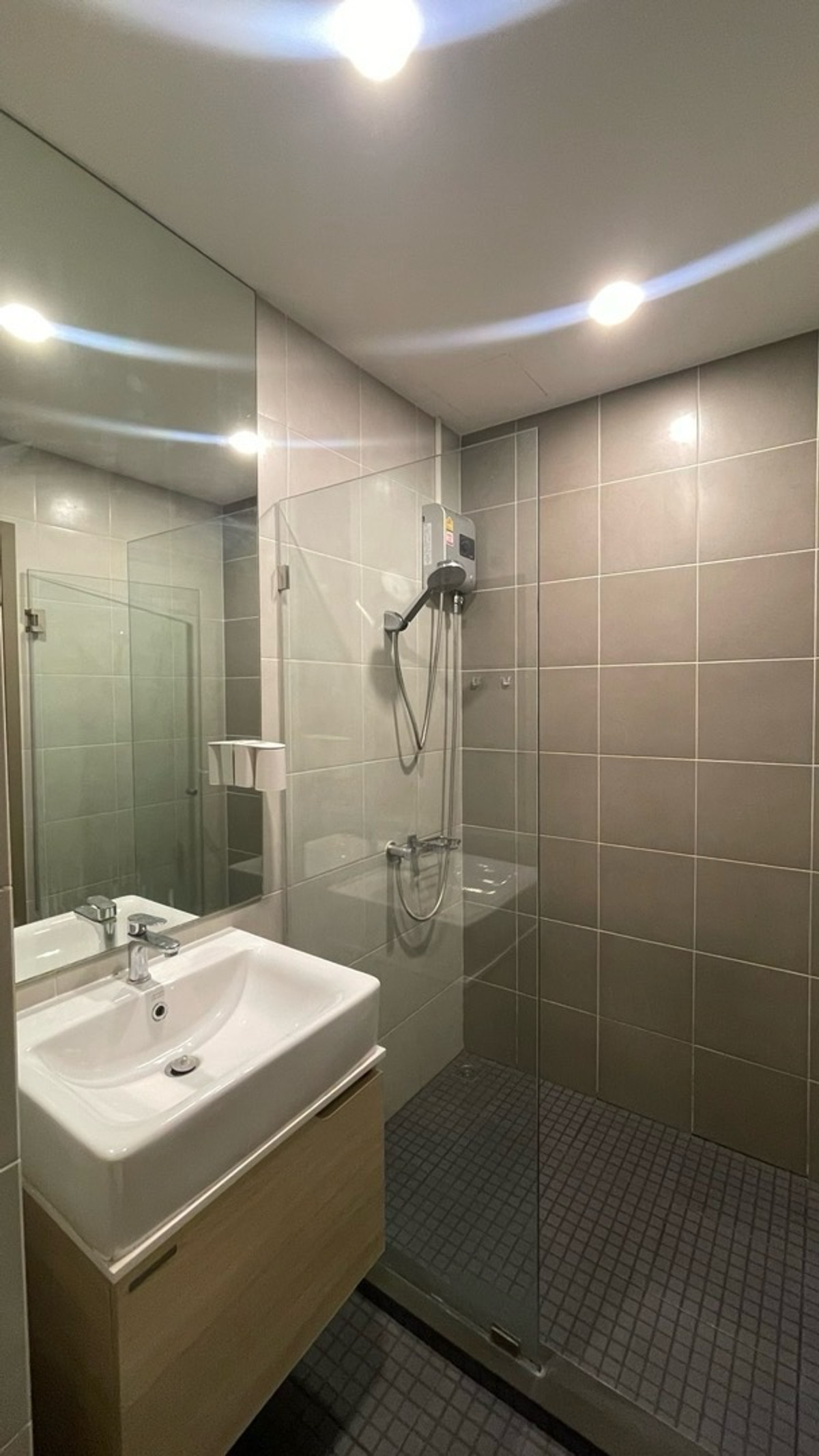 For RentCondoBangna, Bearing, Lasalle : 1 bedroom for rent. Closed 33 sqm. Step 19 Building B.