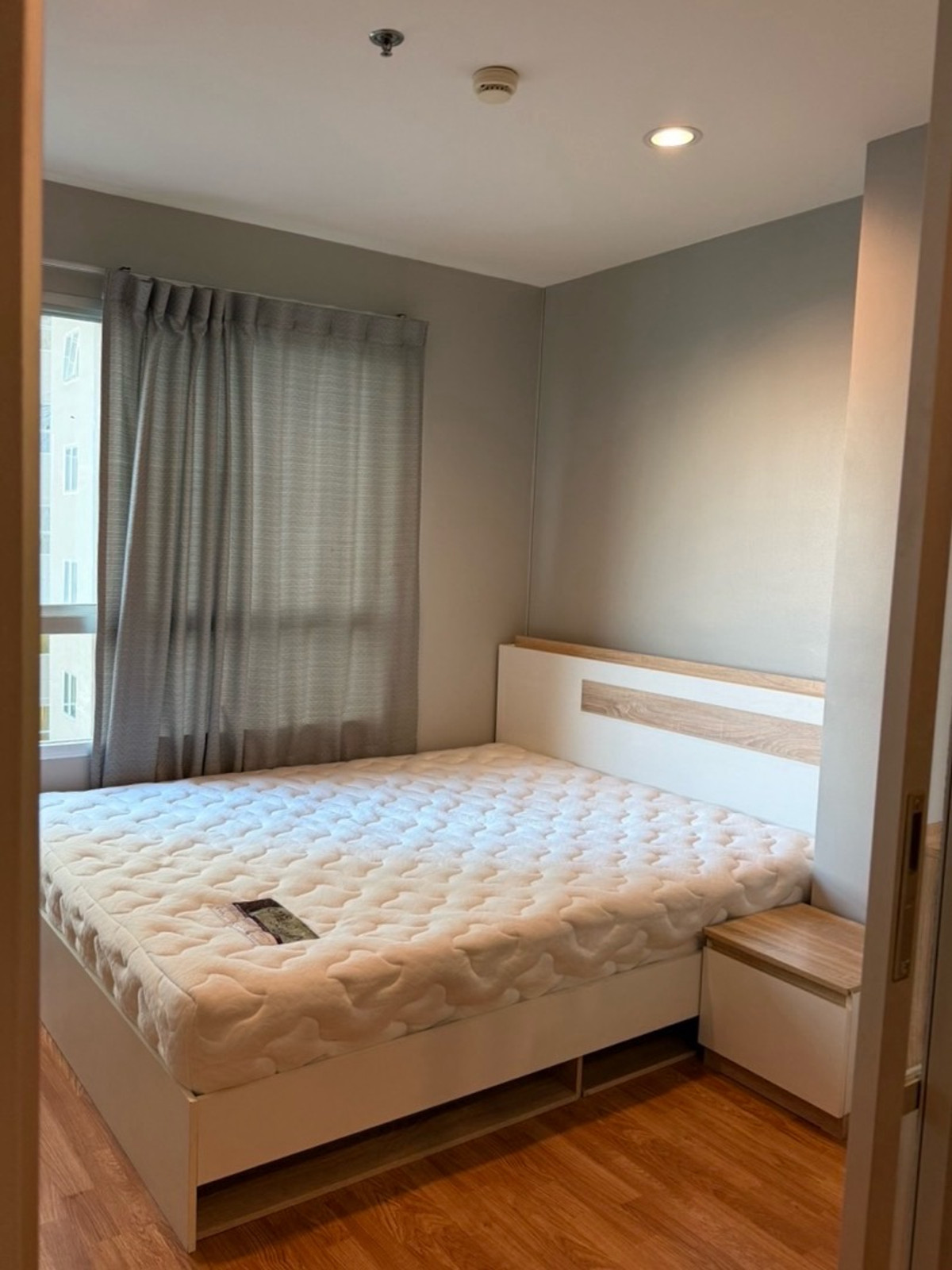 ขายคอนโดพระราม 5 ราชพฤกษ์ บางกรวย : 💢วิวสวนตึก B สงบ ทิศใต้ ไม่ร้อนบ่าย💢ทาสีใหม่เรียบร้อยแล้ว💢ฟรีค่าโอนทุกรายการ