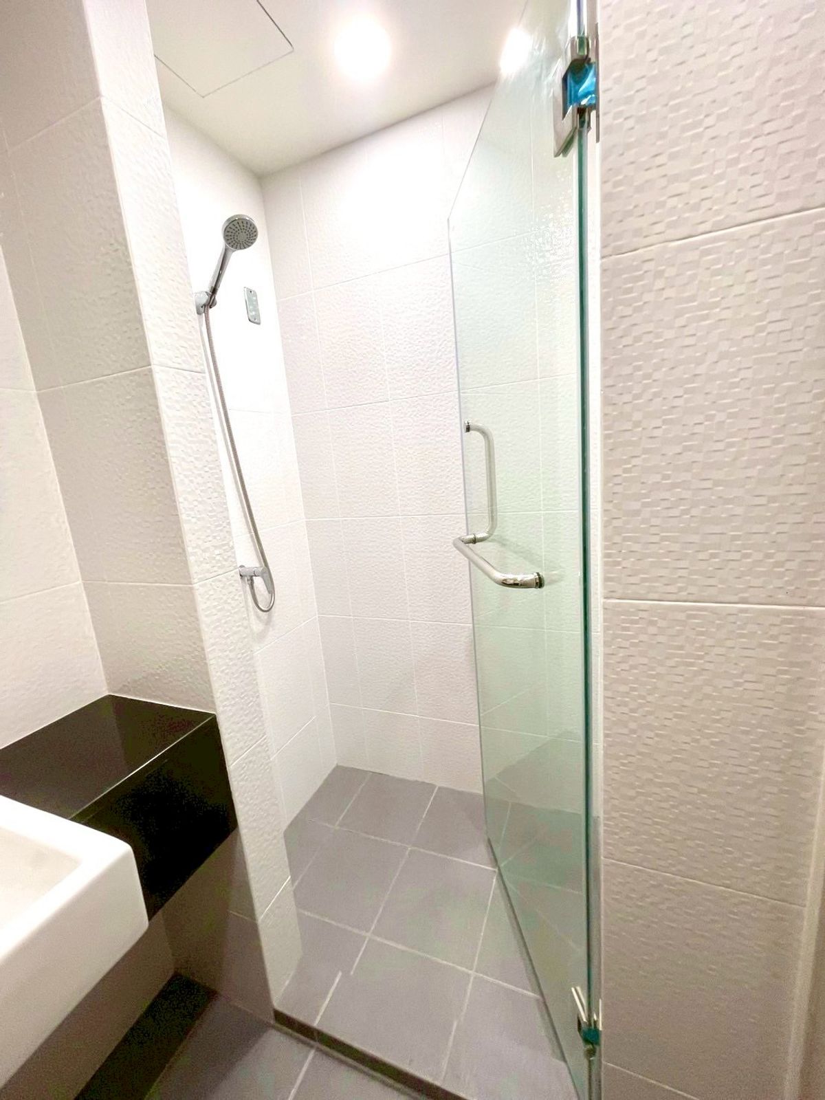 ขายคอนโดมีนบุรี-ร่มเกล้า : K-6536 ขาย ! คอนโด WELA รามคำแหง 186 ตกแต่งใหม่ พร้อมอยู่ ติด MRT เคหะรามคำแหง