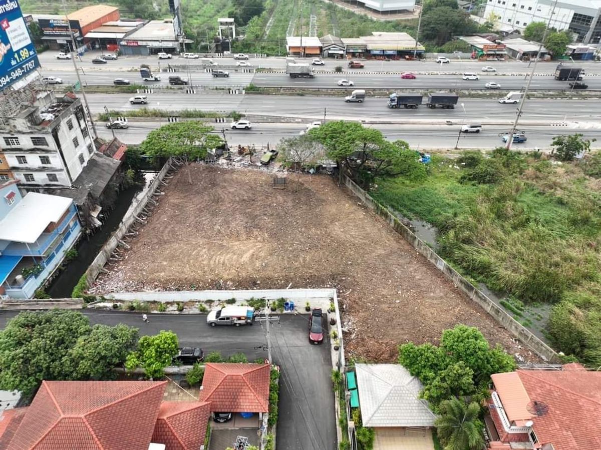For SaleShowroomNonthaburi, Bang Yai, Bangbuathong : Land for sale on Kanchana Road Adjust the price 4 million baht.‼ ️ Sell as much as the evaluation price