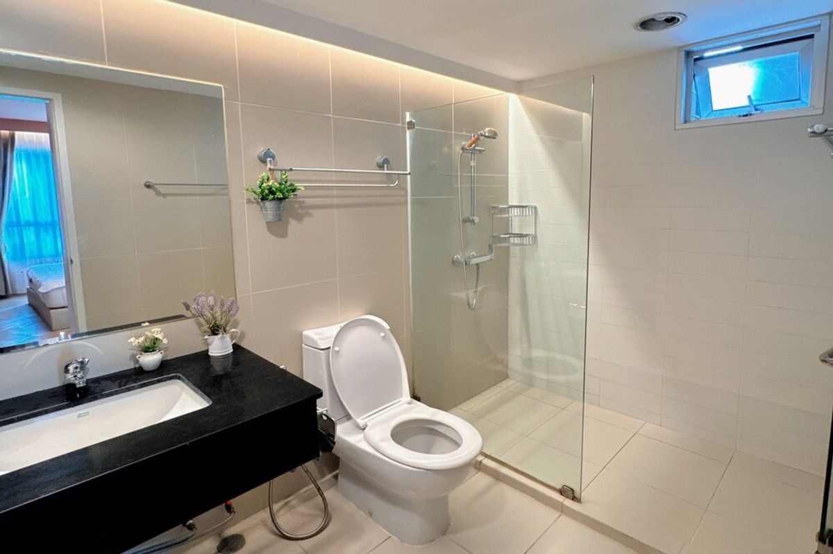 คอนโดพระราม 9 เพชรบุรีตัดใหม่ RCA : 🔥 สำหรับขาย - เช่า !! ชั้นสูง 13++, nice view!! 🔥 Code C20250900027..........Belle Grand Rama 9, 2 ห้องนอน, 1 ห้องน้ำ, แต่งครบ, สไตล์โมเดิร์น, พร้อมเข้าอยู่, ราคาพิเศษ!!📣📣