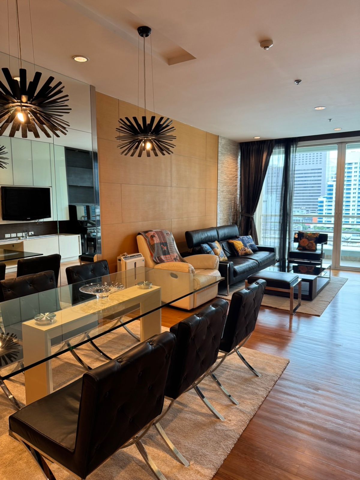 For RentCondoSilom, Saladaeng, Bangrak : The Royal Saladaeng / 3 Bedrooms (For Rent), The Royal Saladaeng / 3 Bedrooms (Rental) DO770