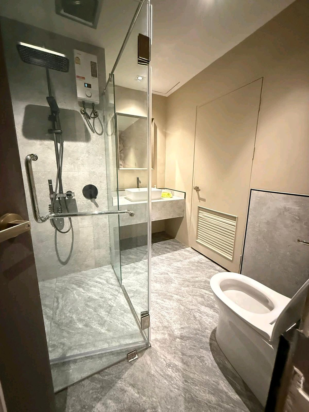 ให้เช่าคอนโดวิทยุ ชิดลม หลังสวน : 🚩For Rent : Witthayu Complex 🐱 Pets Friendly / 2B2B / 95 Sqm.