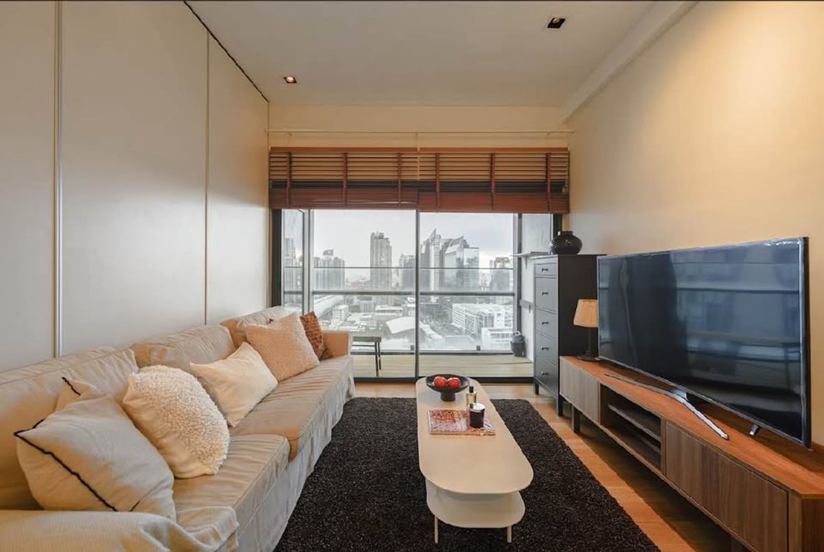 For RentCondoRama9, Petchburi, RCA : Rent Circle Living Prototype