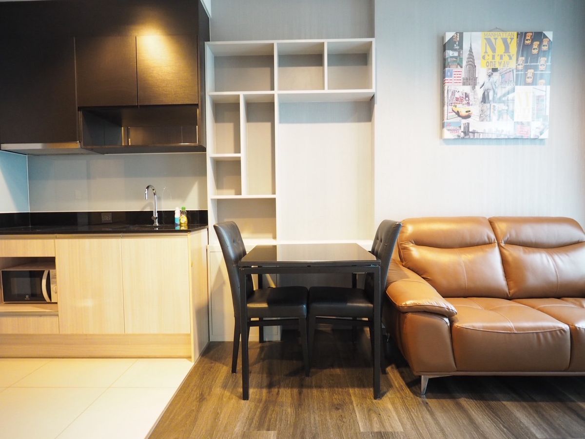 For RentCondoSukhumvit, Asoke, Thonglor : For rent Edge Sukhumvit 23 fully furnished  (S03-2126) 