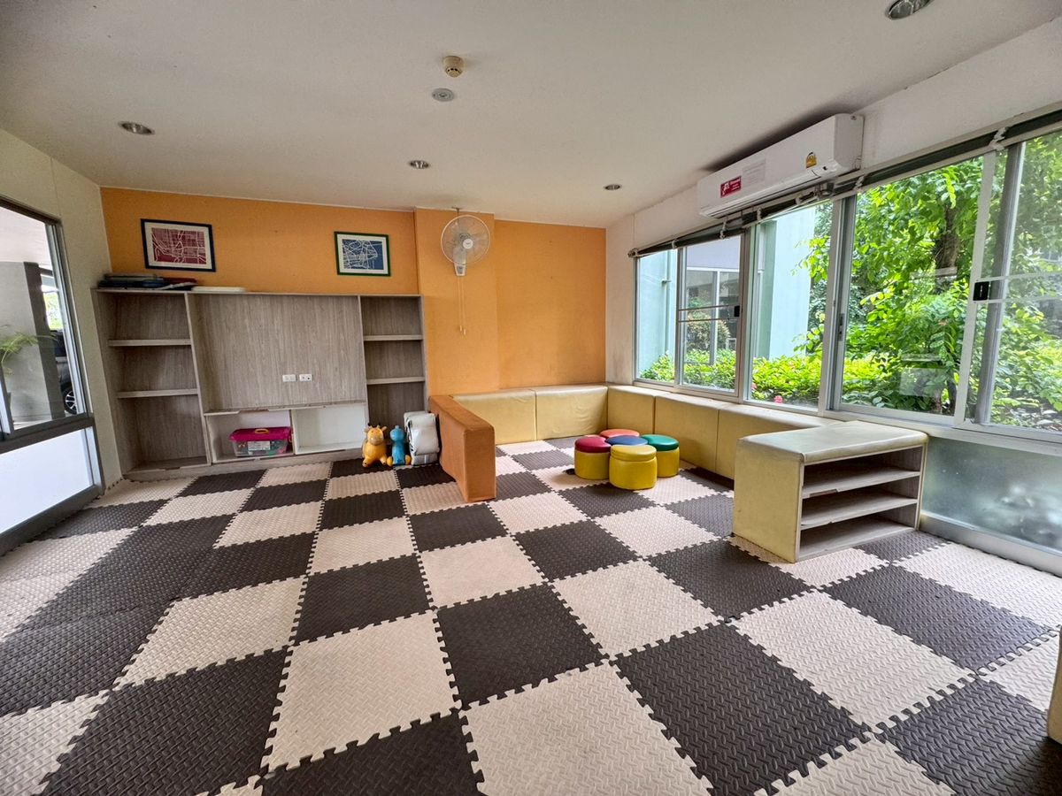 For SaleCondoPattanakan, Srinakarin : Condo for sale, Lumpini Ville Onnut-Phatthanakan A, 3rd floor ** only 1.65 million baht ** (N.1859)