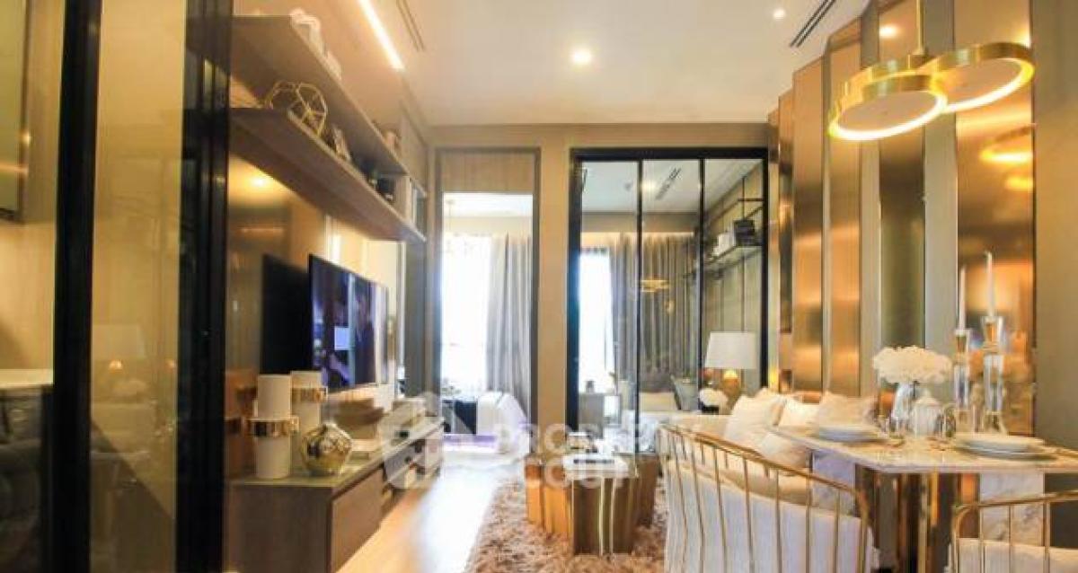 For SaleCondoRatchathewi,Phayathai : 2-BR Condo at Park Origin Phayathai near BTS Phaya Thai