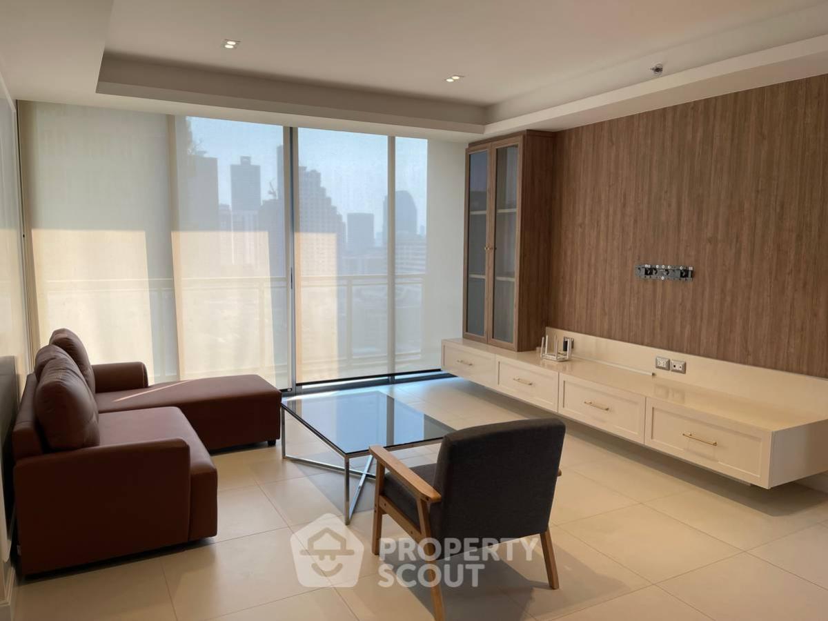 For RentCondoSukhumvit, Asoke, Thonglor : 3-BR Condo at Circle Sukhumvit 31 near MRT Sukhumvit