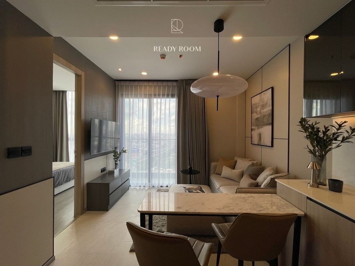 For RentCondoSiam Paragon ,Chulalongkorn,Samyan : Very beautiful room. Cooper Siam - Price Negotiable !!! Close to MRT Sam Yan