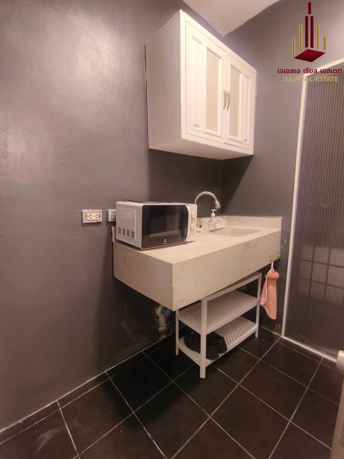 ขายคอนโดอ่อนนุช อุดมสุข : ✨ For Sale: A Space Sukhumvit 77 Condo ✨  💰 Only 1,535,000 THB