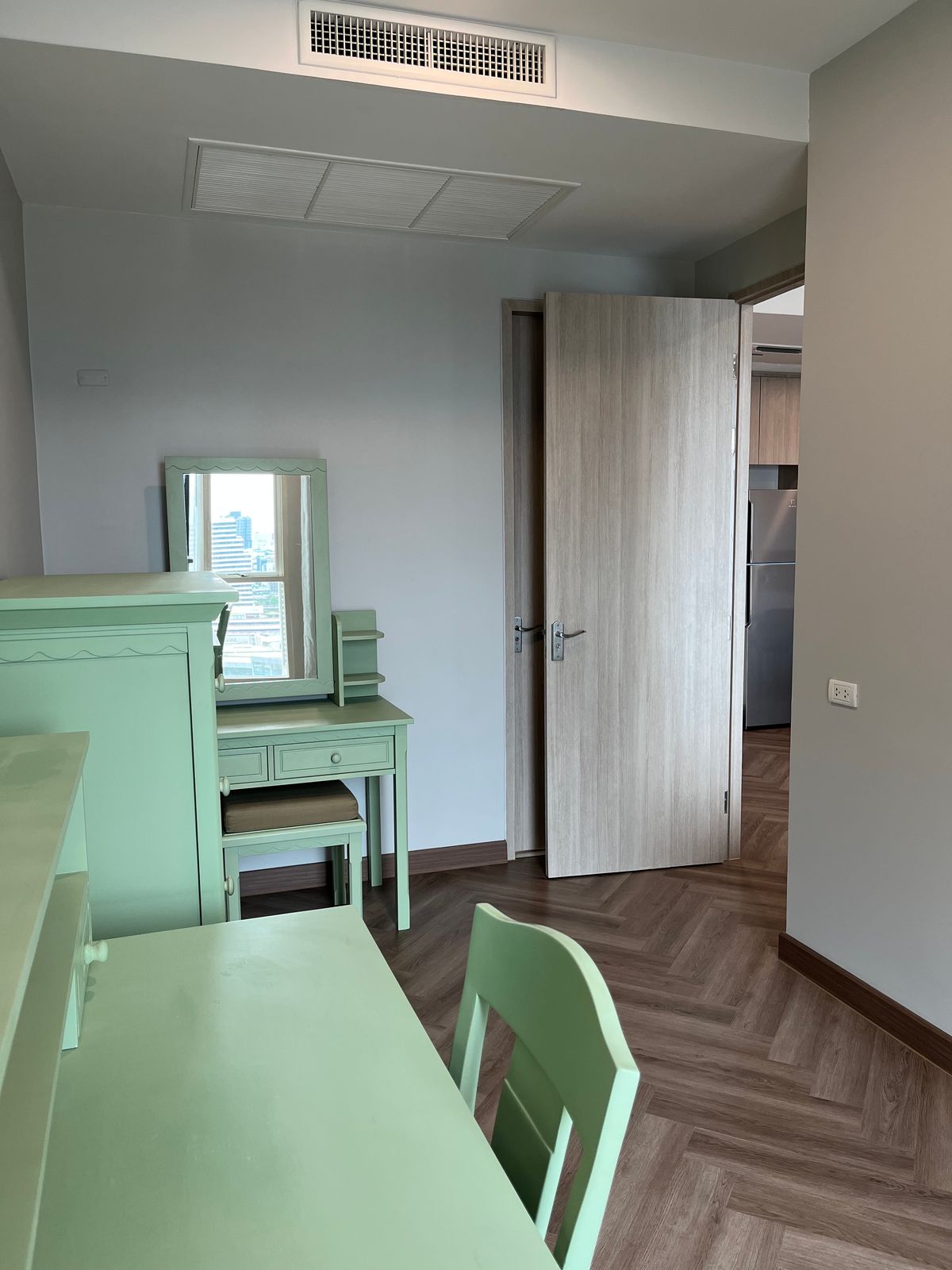 For RentCondoWitthayu, Chidlom, Langsuan, Ploenchit : For Rent Condo The Address Chidlom  fully furnished (S15-17735)