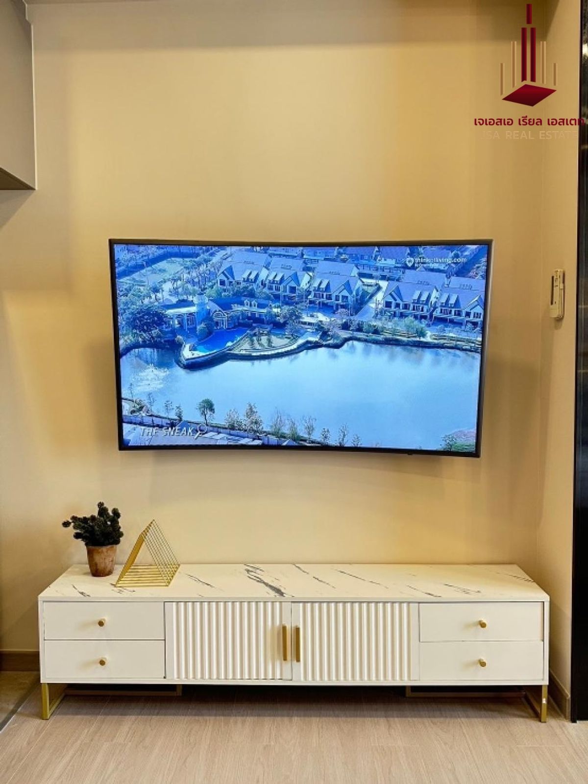 For SaleCondoRama9, Petchburi, RCA : ✨ For Sale: One9five Asoke - Rama 9 Condo ✨ 💰 ONLY 3,590,000 THB