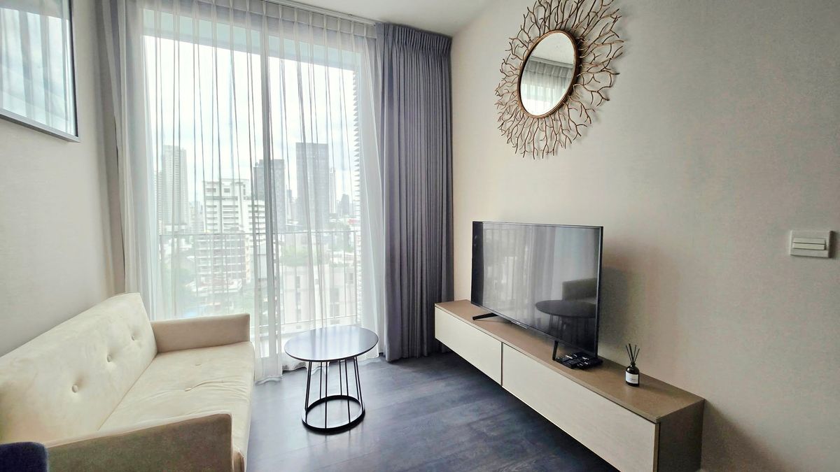 For RentCondoSukhumvit, Asoke, Thonglor : 📍 Edge Sukhumvit 23 – Best deal in Asoke location!