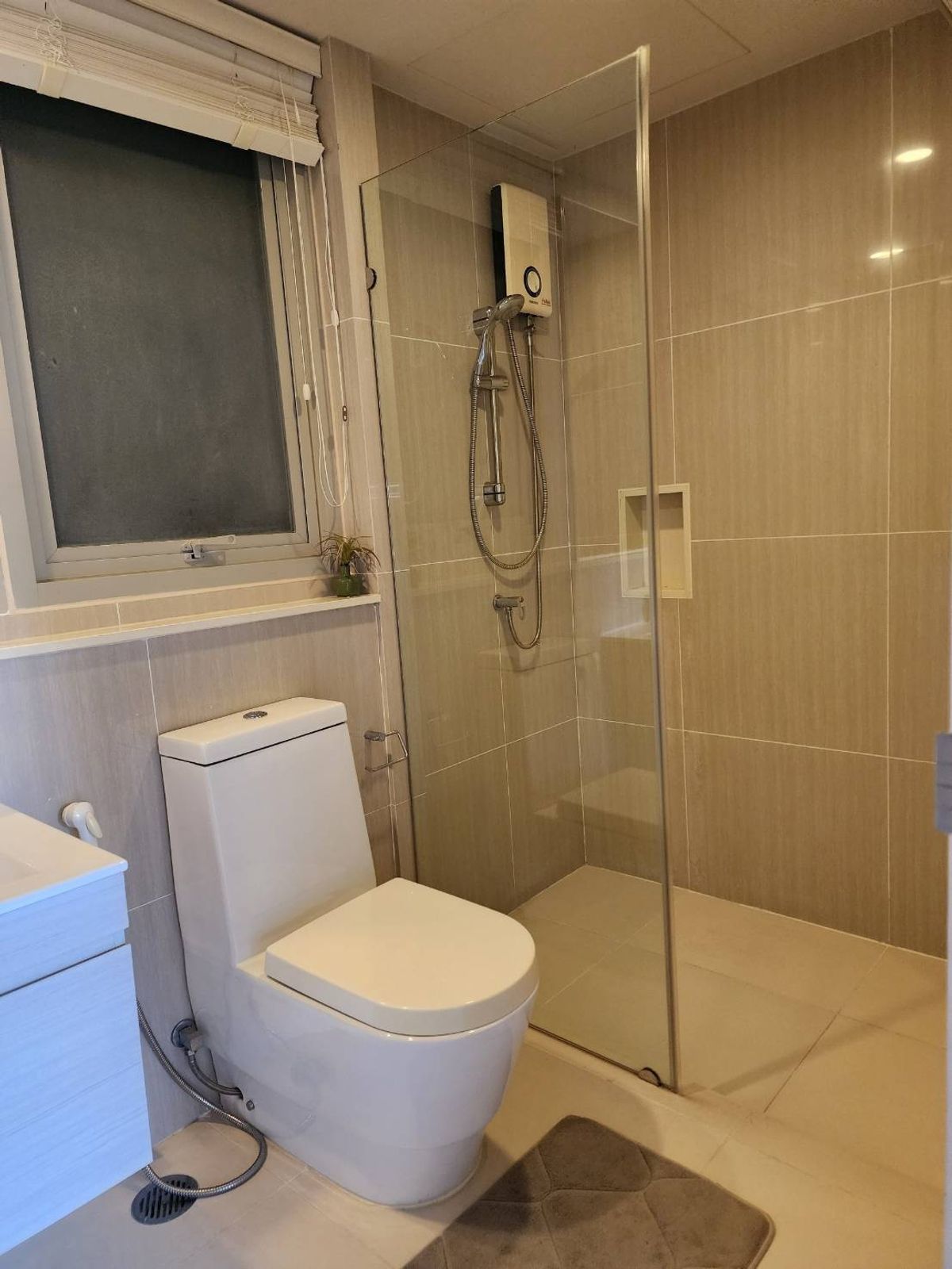 คอนโดชะอำ เพชรบุรี : ขาย/เช่าคอนโดหรูหาดชะอำโครงการ Thew Talay Aquamarine