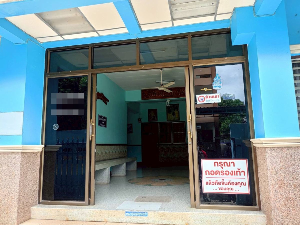 For SaleUbon Ratchathani : Selling a dormitory, good location Near Chayangkun Road, near Ratchavej Hospital, near Big C, Ubon Ratchathani Province