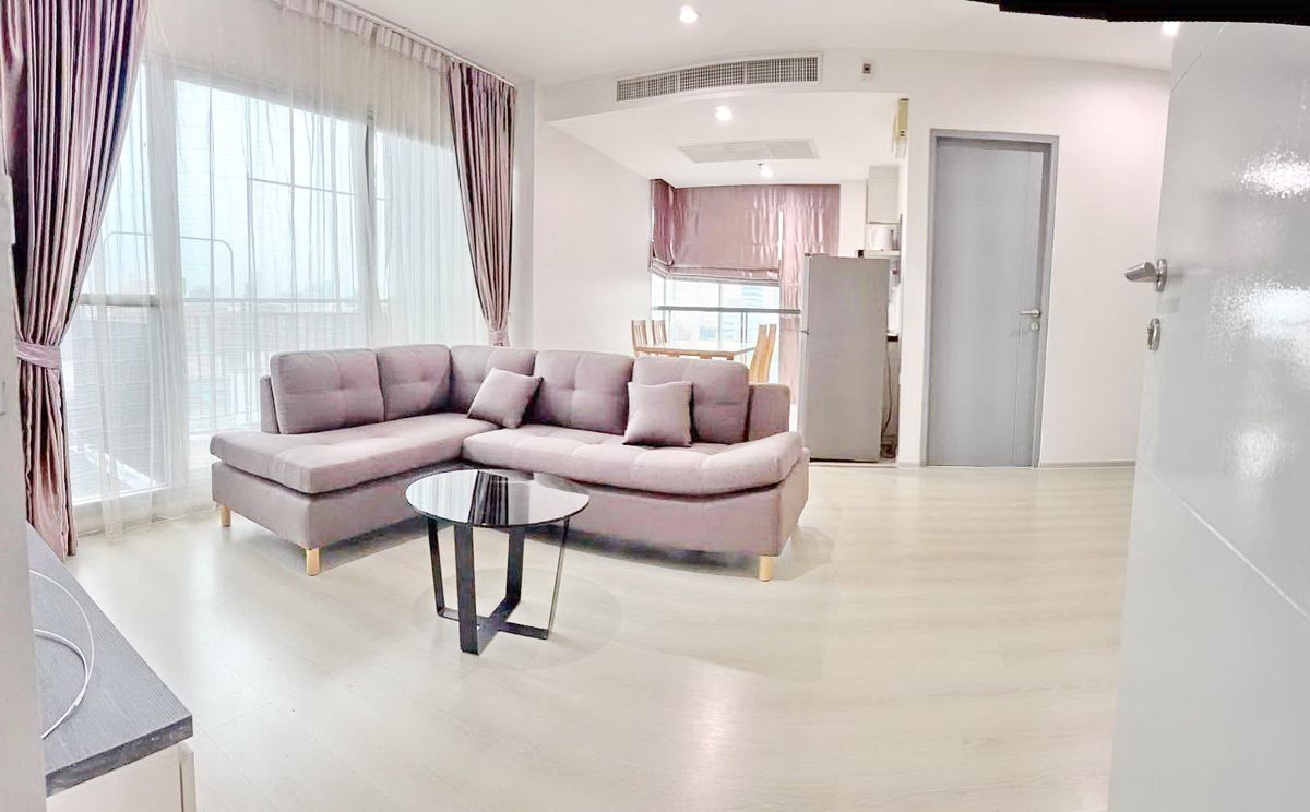 ให้เช่าคอนโดรัชดา ห้วยขวาง : 9618♛เช่า 2 ห้องนอน♙ไลฟ์ รัชดาภิเษก♜MRTห้วยขวาง∞099-5919653,065-9423251🜲Line@sureresidence