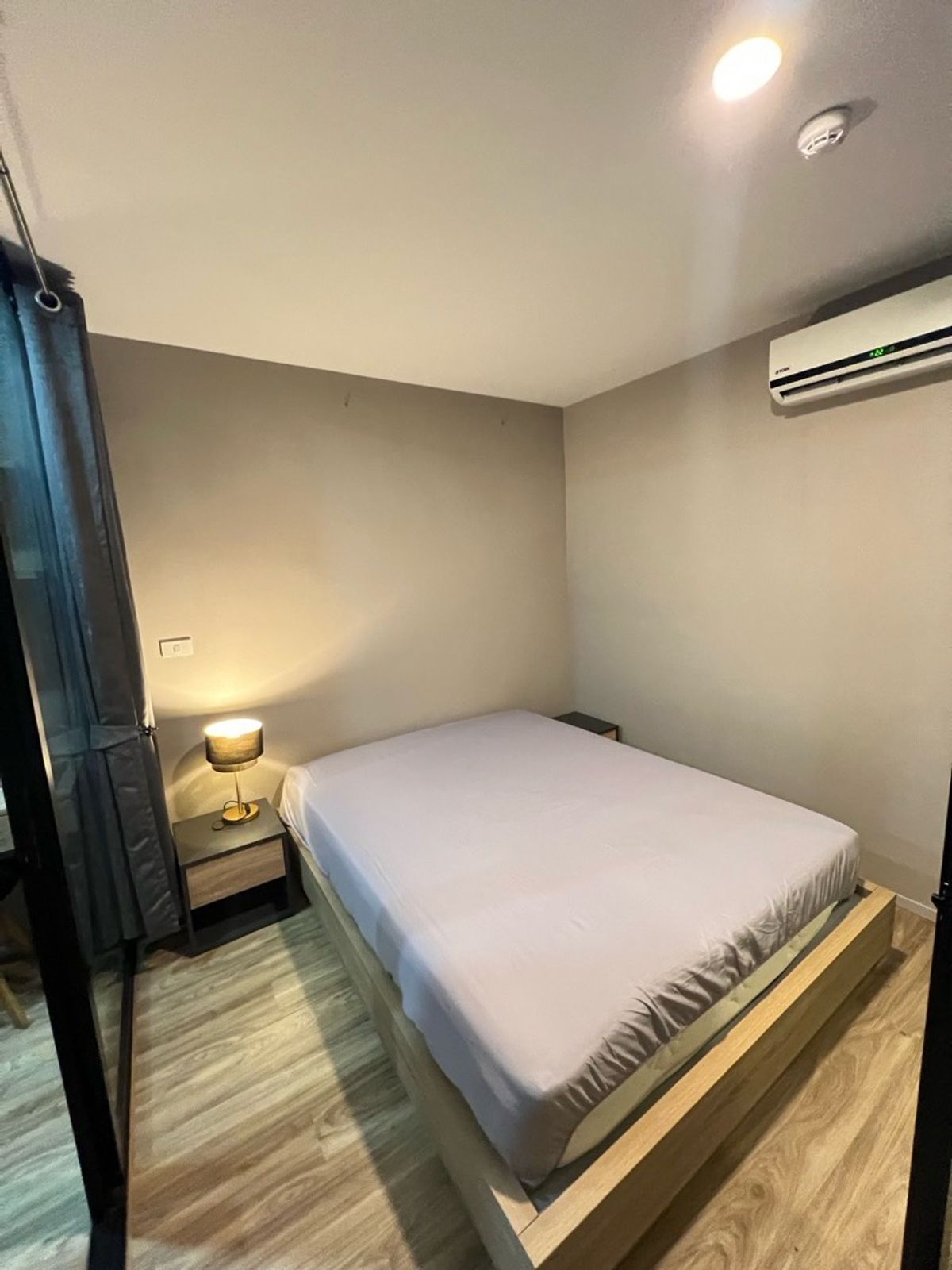 For RentCondoSathorn, Narathiwat : For rent 📍 Blossom Condo @ Sathorn - Charoenrat 📍 Fully furnished and equipped, near BTS Surasak