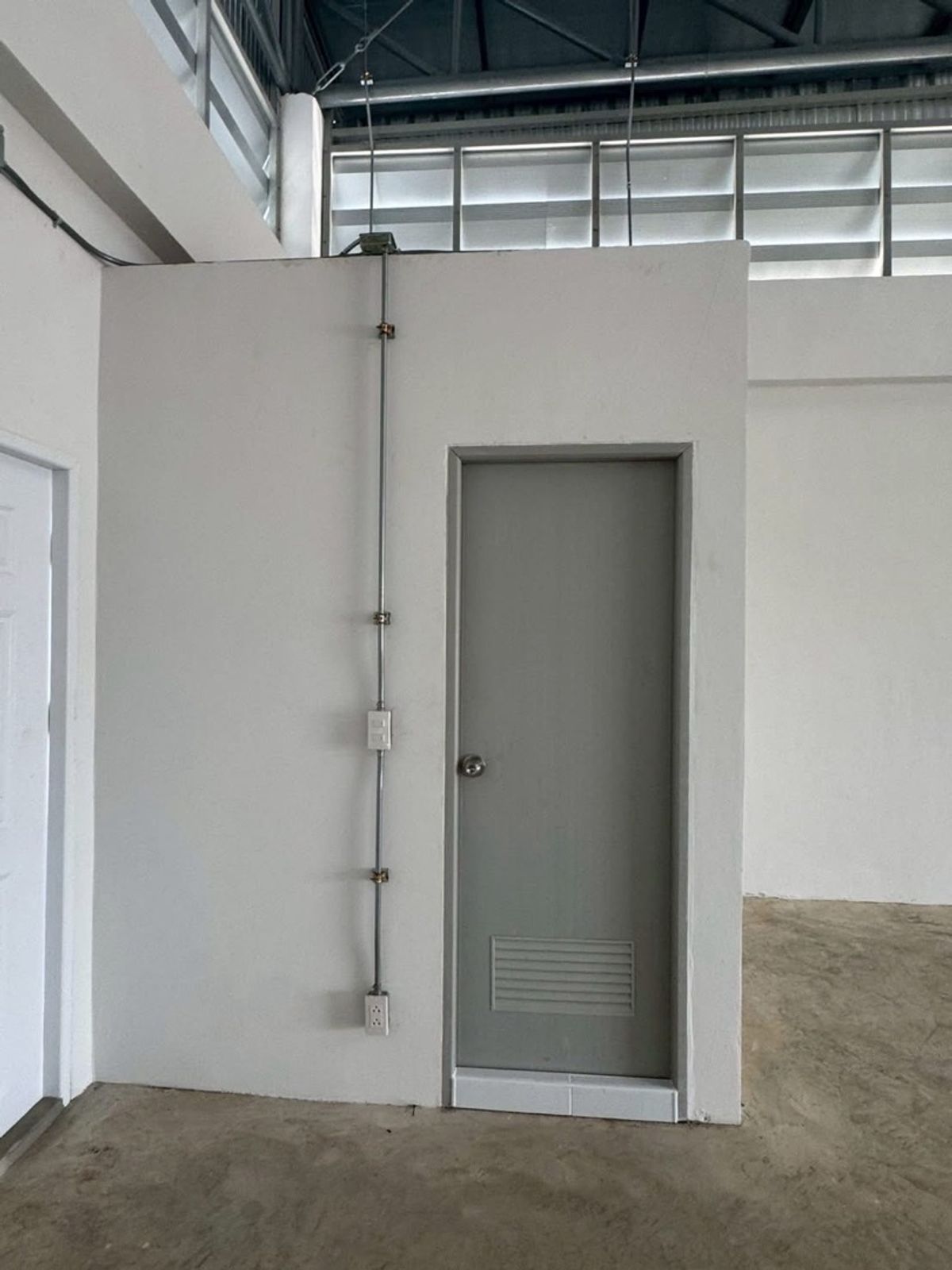 For RentWarehouseMin Buri, Romklao : Rent a warehouse/Nong Chok Factory available for use