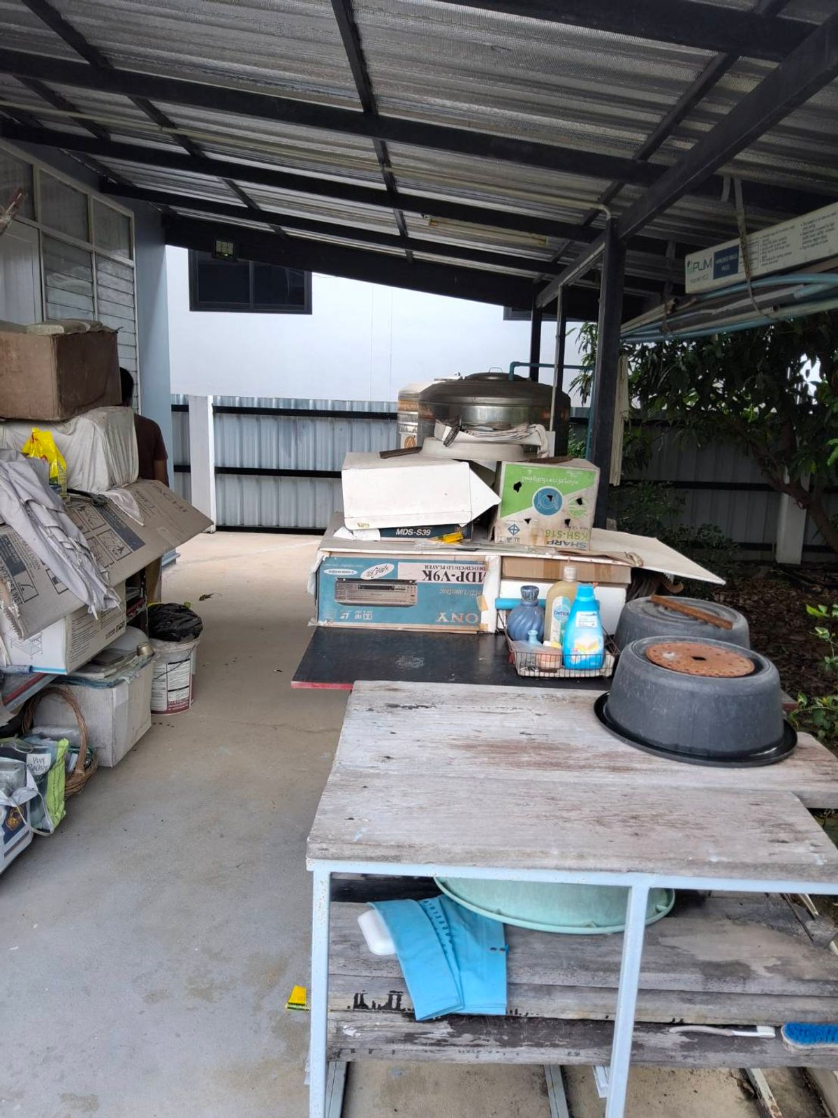 ขายบ้านพระราม 5 ราชพฤกษ์ บางกรวย : ขายบ้านพร้อมที่ดิน ขนาดพื้นที่บนเนื้อที่ 75 ตรว. ติดถนนในซอยเดินทางสะดวก