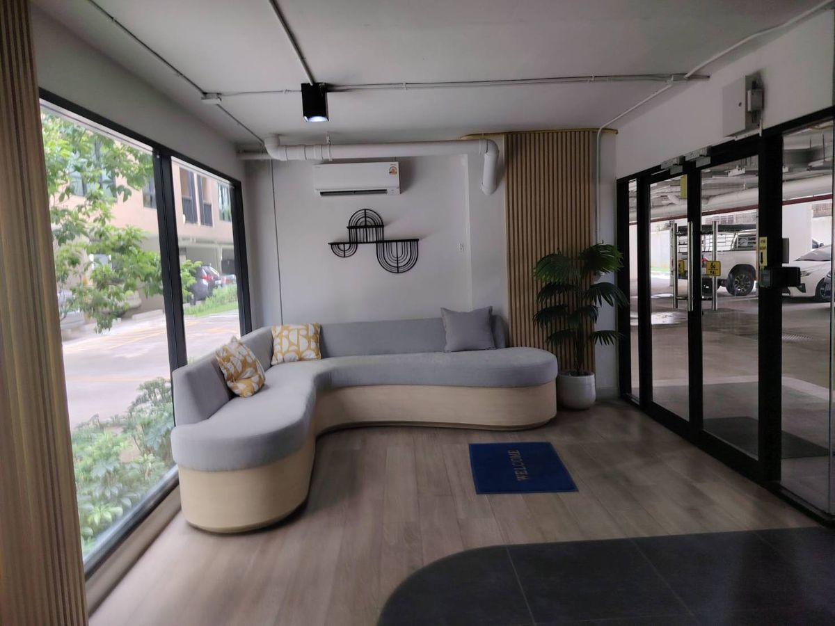 CondoSamut Prakan,Samrong : Selling/renting a condo with Alive Sukhumvit76 near BTS Bearing and Expressway Golden location, the best price