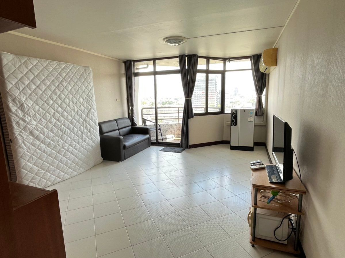 CondoNonthaburi, Bang Yai, Bangbuathong : Condo for rent, ready to move in Thanarin Chao Phraya, next to the Ton Sak Ton Market Road, Nonthaburi, Phra Nang Klao Intersection