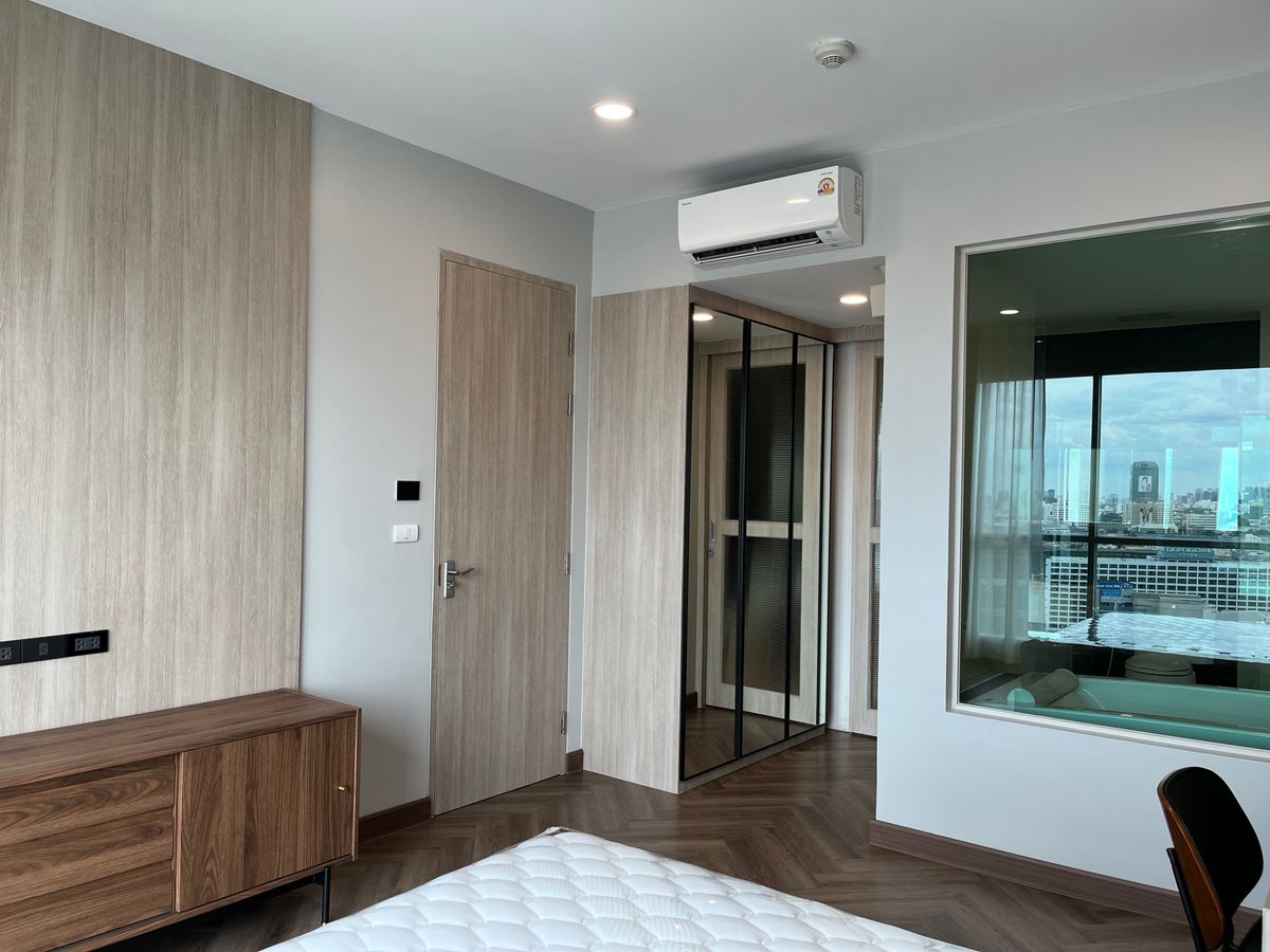 For RentCondoWitthayu, Chidlom, Langsuan, Ploenchit : For Rent Condo The Address Chidlom  fully furnished (S15-17735)