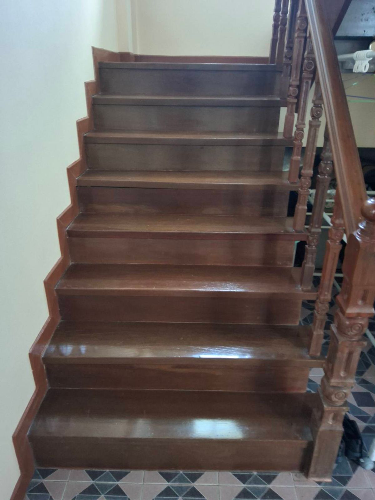 ขายบ้านพระราม 5 ราชพฤกษ์ บางกรวย : ขายบ้านพร้อมที่ดิน ขนาดพื้นที่บนเนื้อที่ 75 ตรว. ติดถนนในซอยเดินทางสะดวก