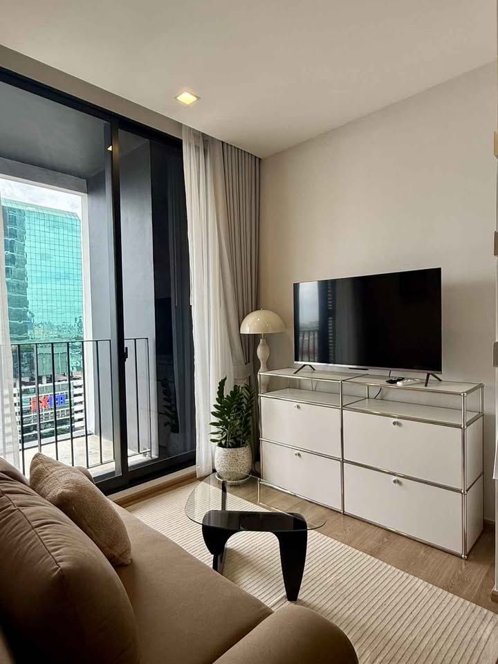For RentCondoAri,Anusaowaree : 🔥Urgent Rent🔥 Noble Around Ari, fully furnished, ready to move in, 90 meters from BTS Ari.
