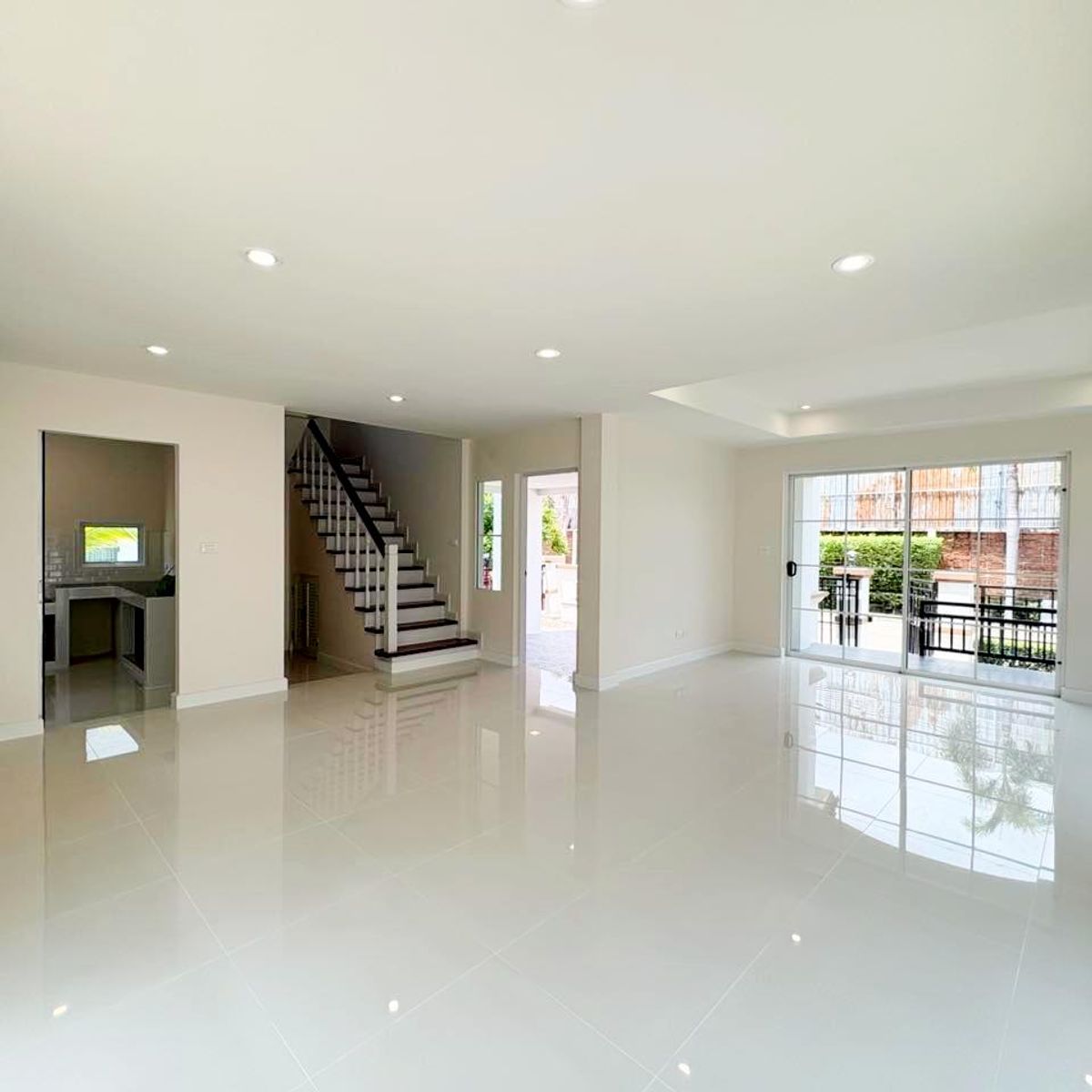 ขายบ้านพระราม 5 ราชพฤกษ์ บางกรวย : ขาย บ้านเดี่ยว รีโนเวทใหม่ทั้งหลัง มัณฑนา ปิ่นเกล้า–พระราม 5 56 ตรว. ใกล้ The Walk ราชพฤกษ์