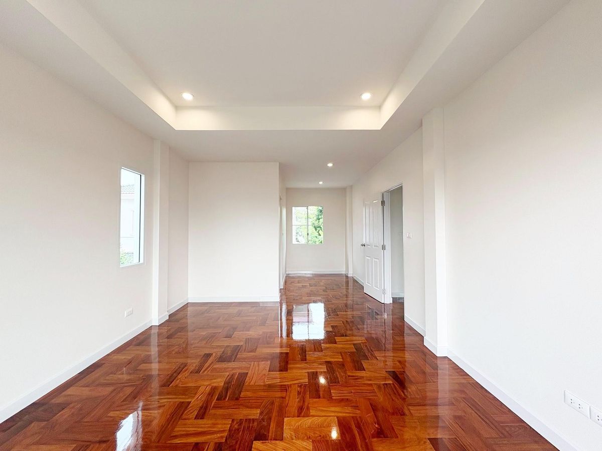 ขายบ้านพระราม 5 ราชพฤกษ์ บางกรวย : ขาย บ้านเดี่ยว รีโนเวทใหม่ทั้งหลัง มัณฑนา ปิ่นเกล้า–พระราม 5 56 ตรว. ใกล้ The Walk ราชพฤกษ์