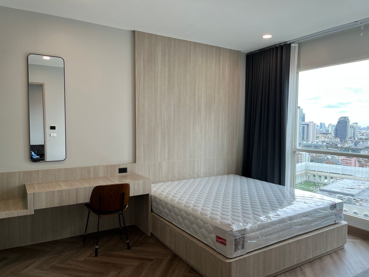 For RentCondoWitthayu, Chidlom, Langsuan, Ploenchit : For Rent Condo The Address Chidlom  fully furnished (S15-17735)